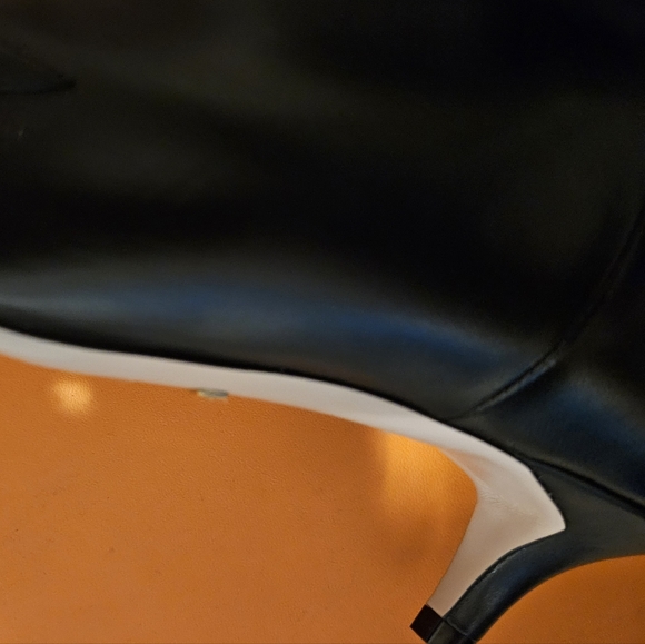 Brand new Gucci Boots size 38 - Picture 11 of 11